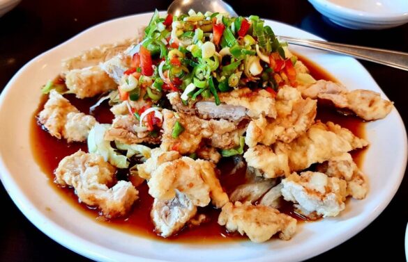 Yuringi - 유리기 (Pepper fried Chicken)